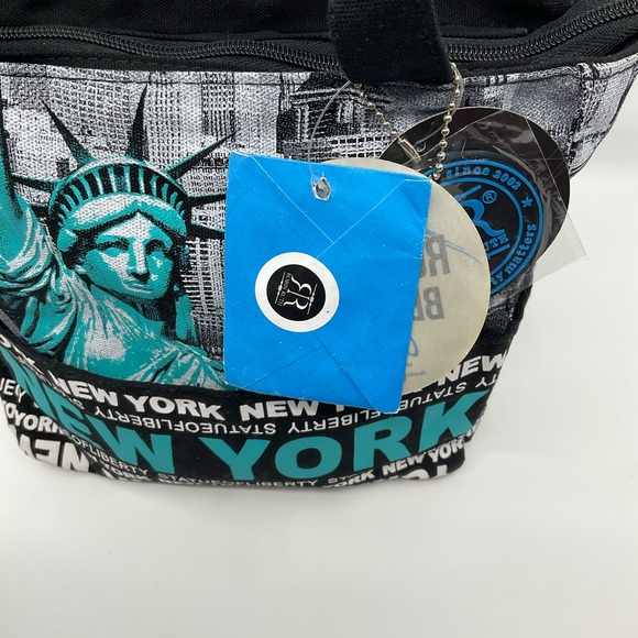 Robin Ruth New York City Graphic Tote Bag - Picture 6 of 11